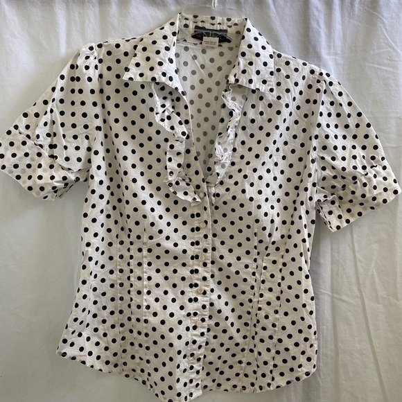 Button-down Polka-Dot Top Size: Large - Picture 2 of 6